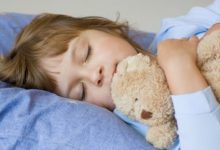 Photo of اسباب الكلام اثناء النوم عند الكبار والأطفال وطرق العلاج المجربة في المنزل