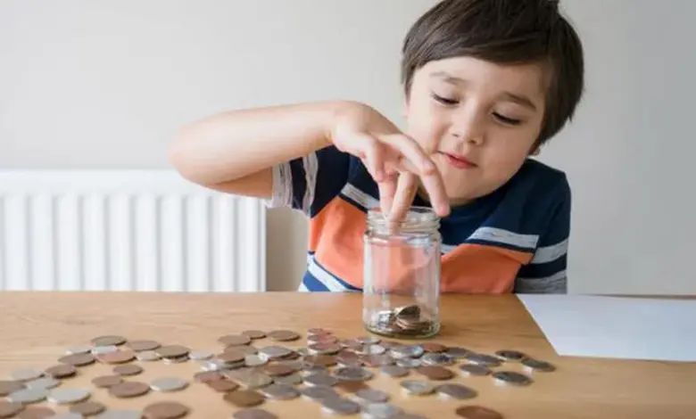 كيفية توفير المال للصغار